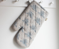 Blue Honey Bee Oven Glove