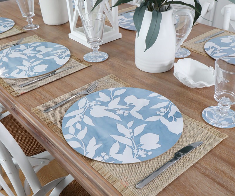 Set 4 Horizon Sky Blue Round Placemats