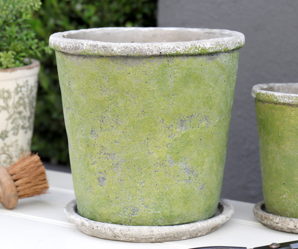 Medium Harrington Green Taper Plant Pot
