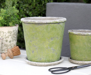 Medium Harrington Green Taper Plant Pot