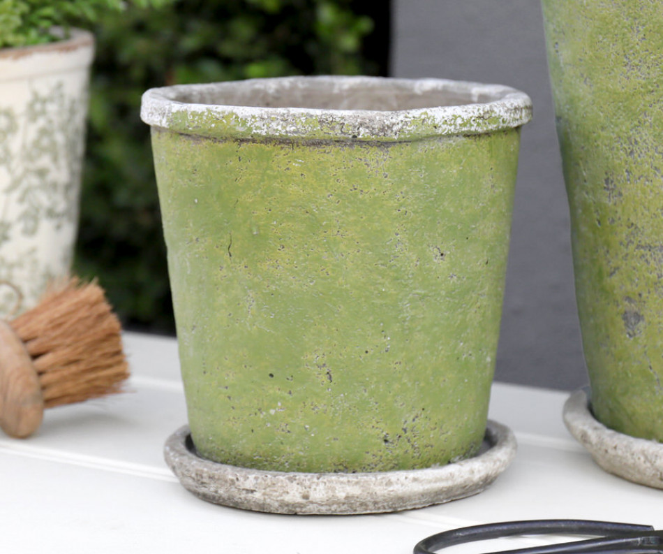 Small Harrington Green Taper Plant Pot