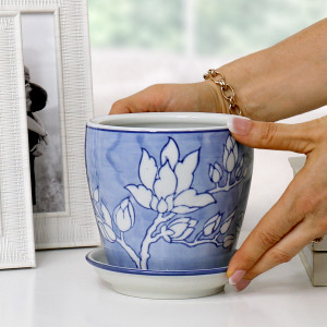 Extra Small Carlisle Magnolia Planter Pot