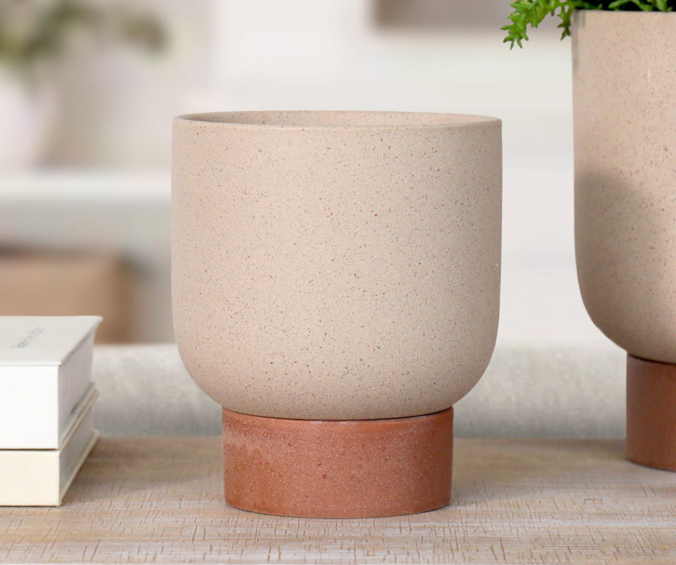 Small Dakota Sand Plant Pot
