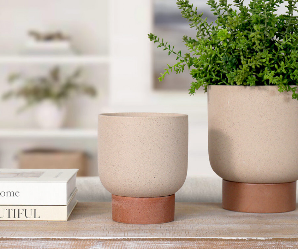 Small Dakota Sand Plant Pot