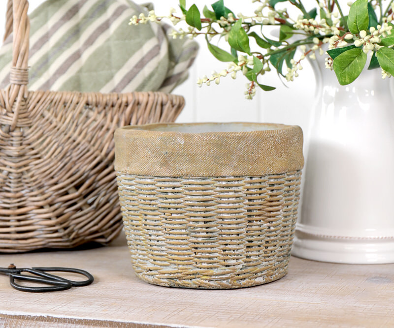 Carbini Rustic Planter Pot