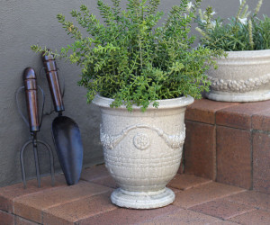 Cumberland Classic Urn Planter - Taupe
