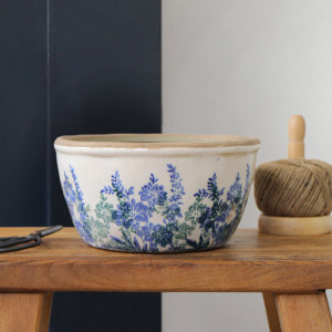 Small Sevenoaks Lavender Shallow Pot, highlighting the product's distinctive form and defining design