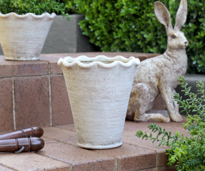 Tall Penshurst Wave Plant Pot