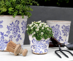 Small Arden Blue Floral Planter