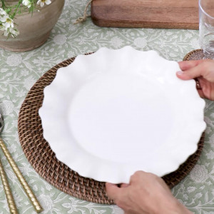 St Pierre Porcelain Round Plate