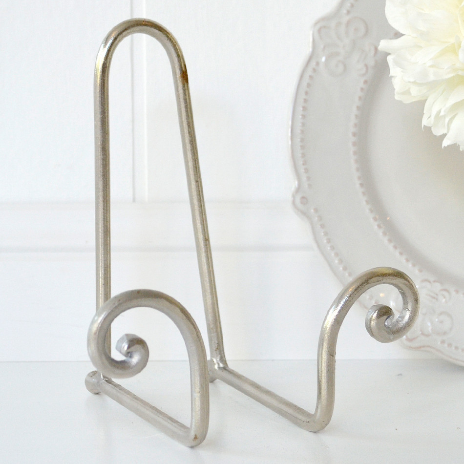 Silver Scroll Plate Stand / Recipe Book Stand / Cookbook Holder While You Cook, indoor accent seating