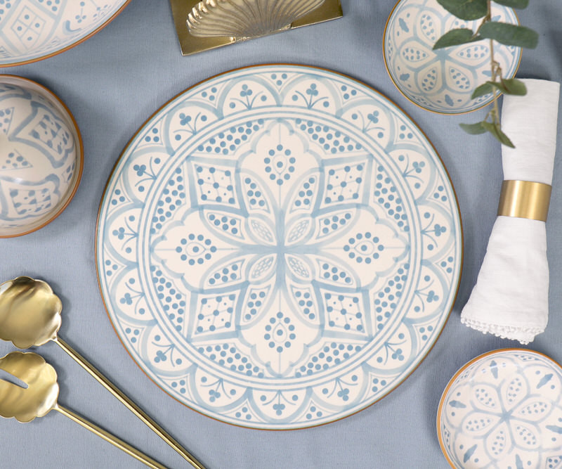 Rosecroft Blue & White Cheese Board / Trivet