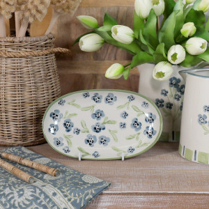 Small Isobel Blue Floral Serving Plate, a tabletop piece suited to serving food or creating a decorative display