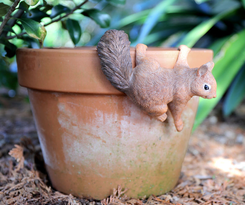 Nutkin the Squirrel Pot Hanger