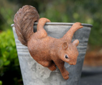 Nutkin the Squirrel Pot Hanger