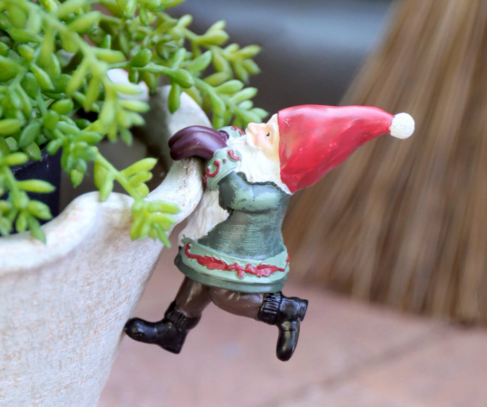 Jingle Bells Santa Pot Hanger