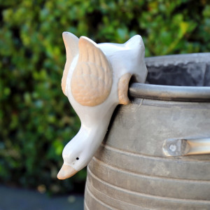 Snowy the Duck Pot Hanger, a functional fitting for displaying, holding or organising household items
