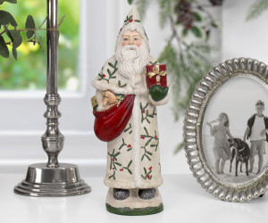 Mistletoe Santa Standing Figure