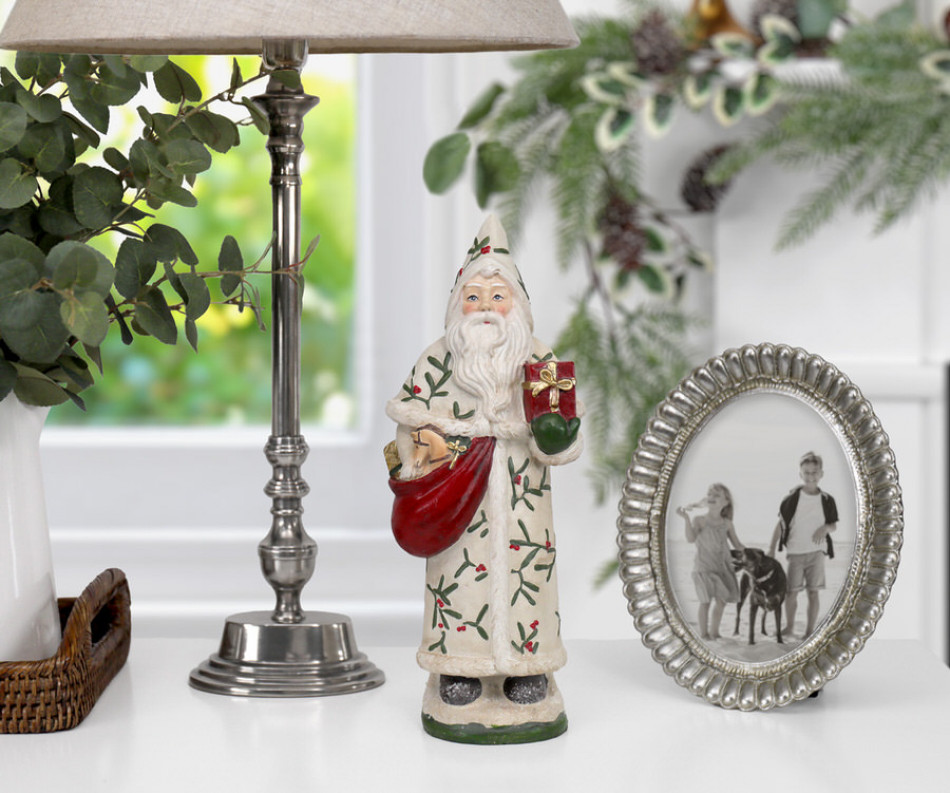 Mistletoe Santa Standing Figure