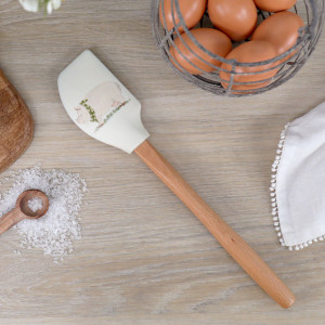 Farmhouse Pig Kitchen Spatula, highlighting the product's distinctive form and defining design