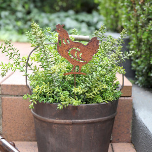 Tilbury Hen Garden Stake, shown as a standalone product for clear identification