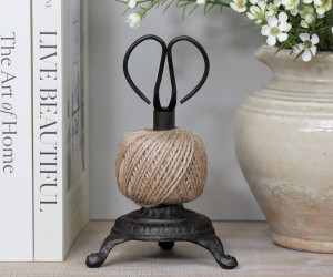 Appletree Vintage String Spool + Scissors