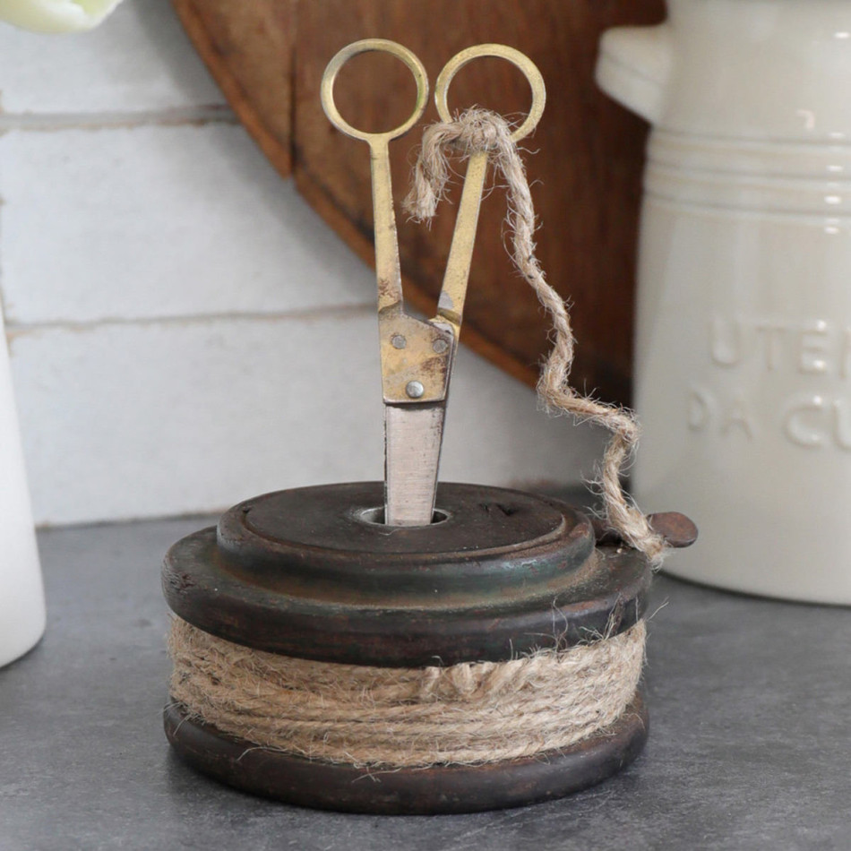Harcourt String Spool with Gold Scissors, decorative home accessory