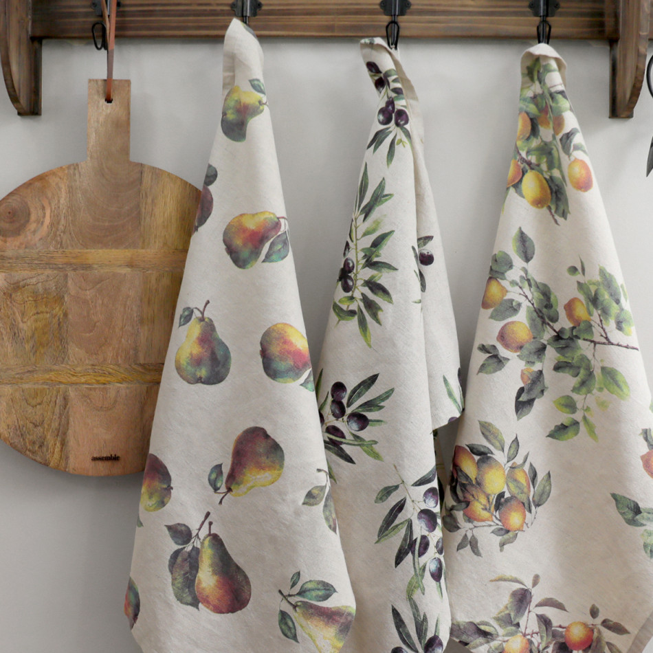 Set 2 Clermont Lemon Harvest Linen Tea Towels, a textile accent for dining or kitchen use
