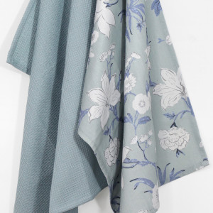 Set 2 Soft Blue Larkhill Tea Towels, a textile accessory designed for dining, kitchen or tabletop use