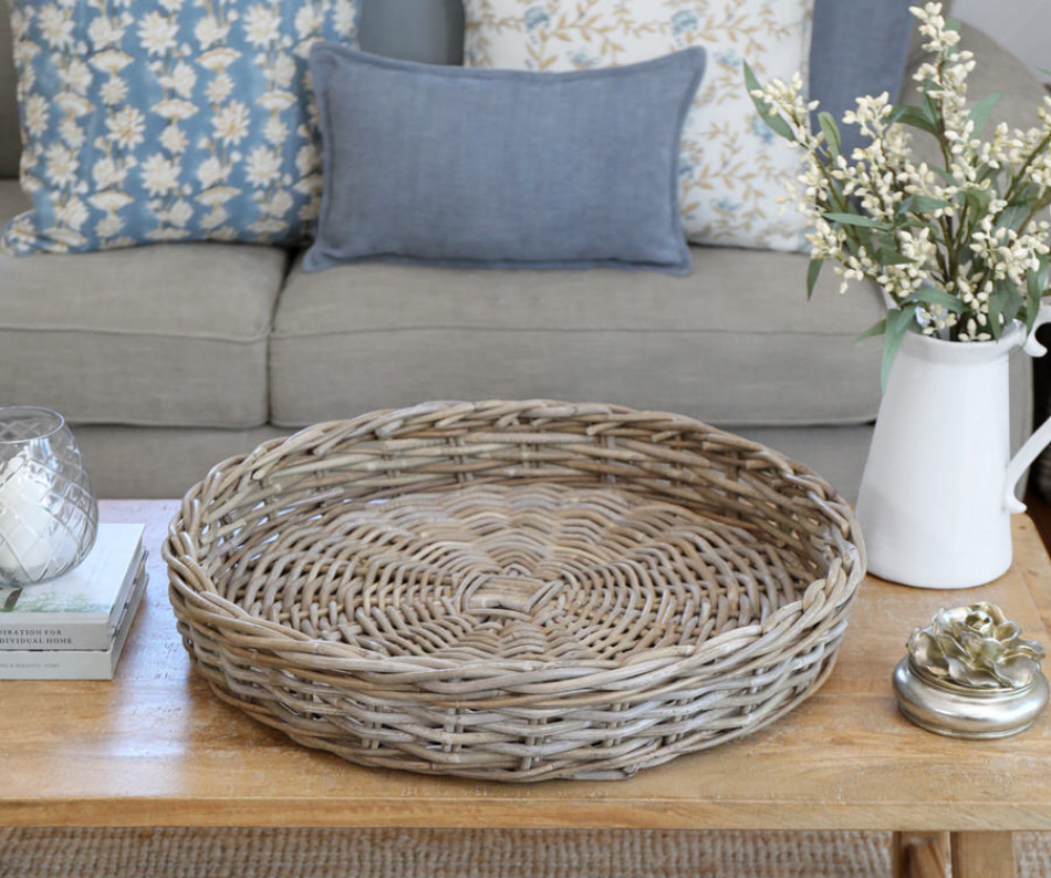 Large Amalfi Round Rattan Tray