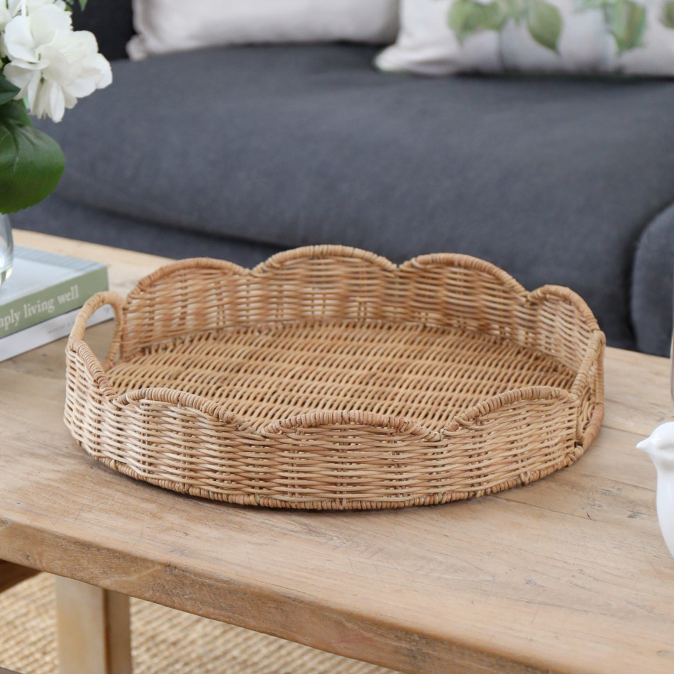 Large Swanley Scalloped Rattan Tray - Round, decorative tableware