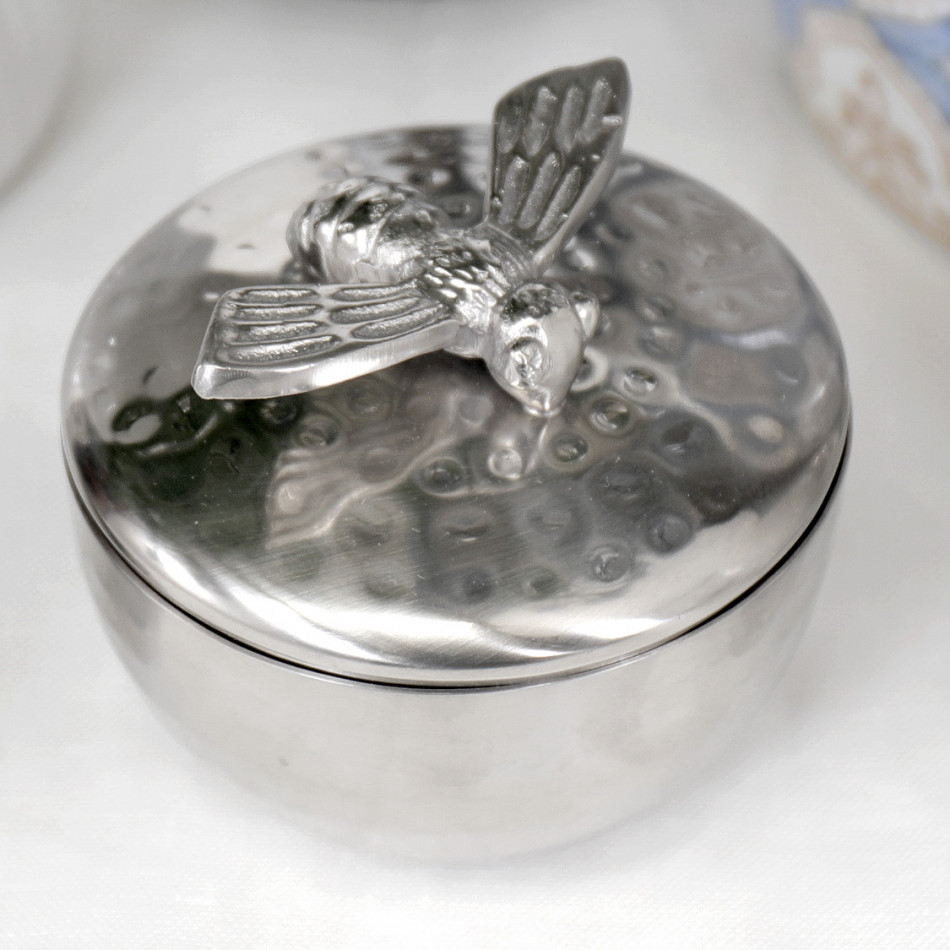 Lorenzo Silver Bee Trinket Box, presented as a standalone item for straightforward product identification