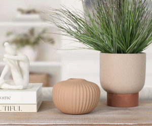 Sorelle Apricot Clay Ribbed Vase