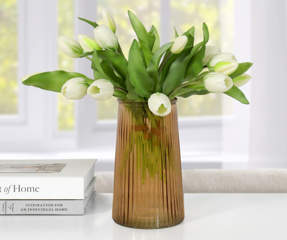 Gianna Ribbed Glass Vase - Amber