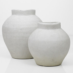 Small Dune Coast Vase, a decorative vessel for flowers or tabletop styling