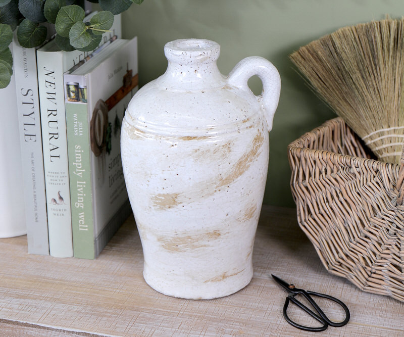 Huntly Rustic Cream Flagon