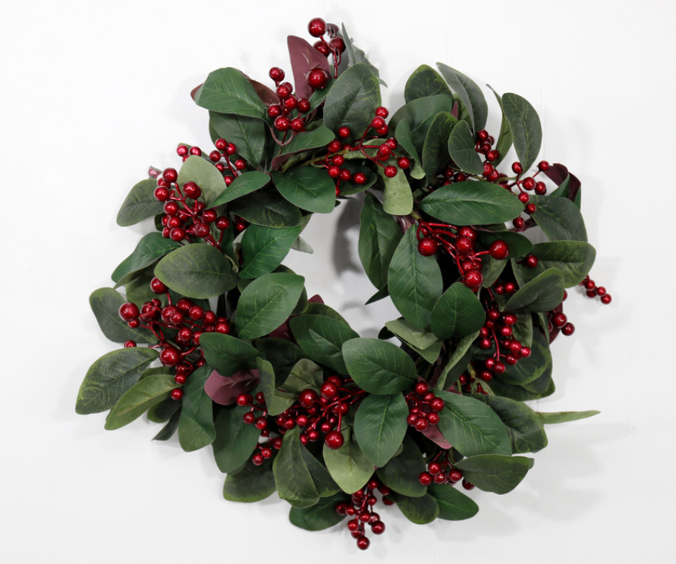 Highland Berry Christmas Wreath 51cm