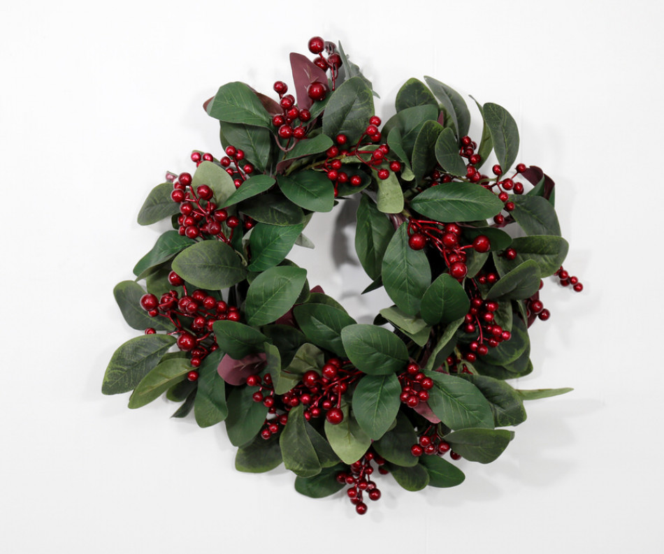 Highland Berry Christmas Wreath 51cm